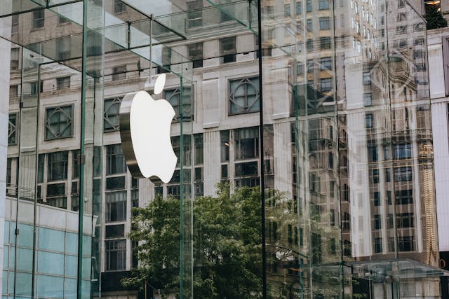 upaffiliate_digital_marketing_Apple-drives-affiliate-marketing-change.jpg